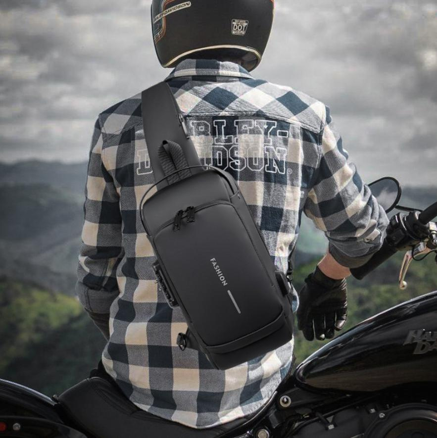 carbon-fiber-anti-theft-backpack-41192427_2.jpg